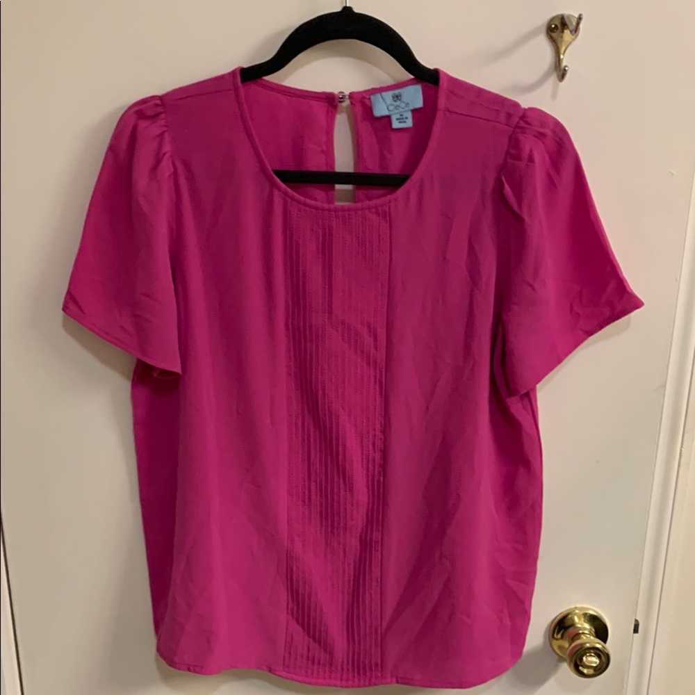 Cece Pink Boxy Blouse with Bib Collar and Short Sleeves in size M